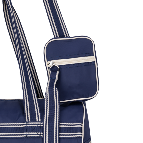 The Big Pleasing Barrel Bag in Navy