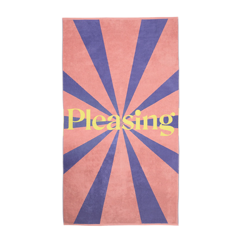 The Gigantic Organic Towel in Pink